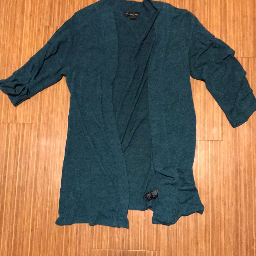 Blue ruffle sleeve cardigan